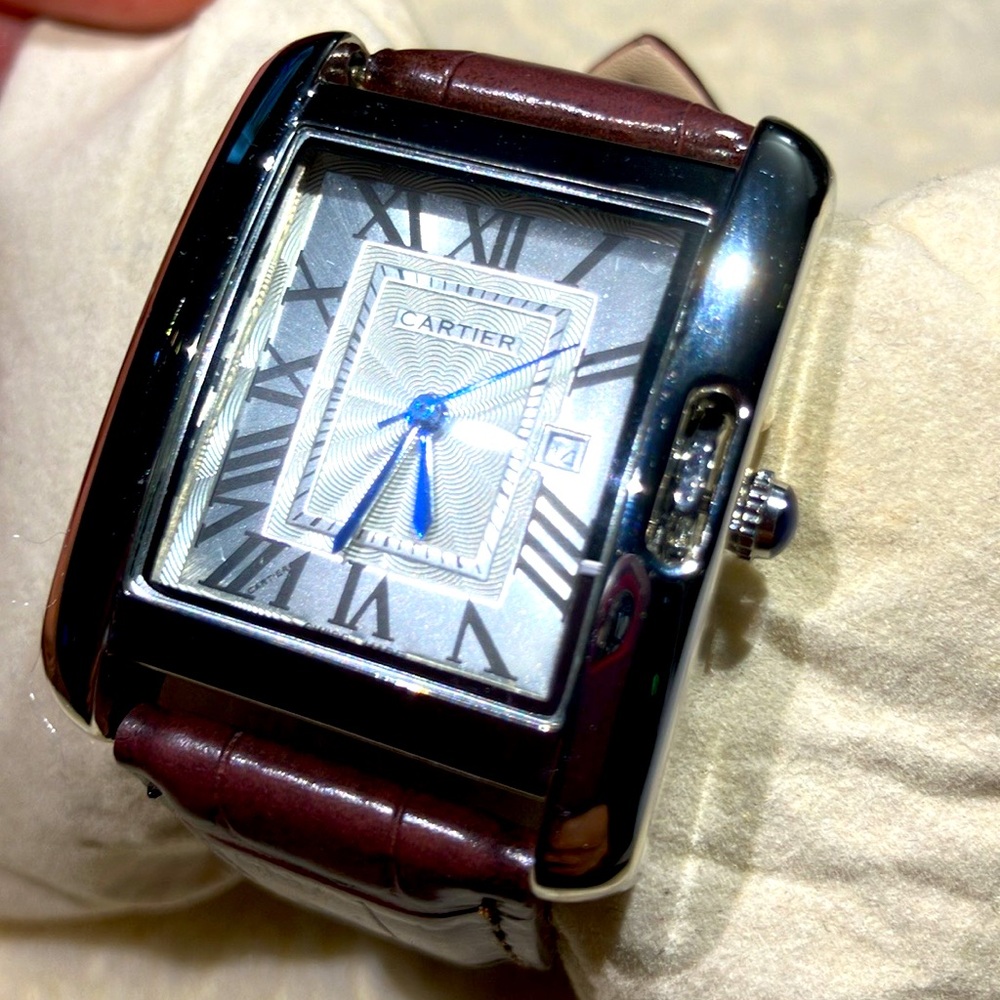 Womenβs Watch - Picture 3 of 11